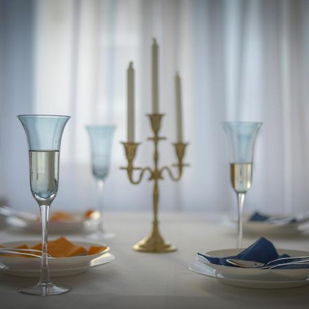 Tera Apartment Zemun Belgrado Buitenkant foto