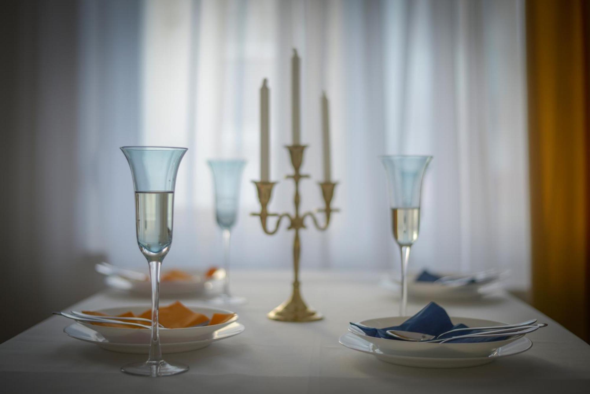 Tera Apartment Zemun Belgrado Buitenkant foto