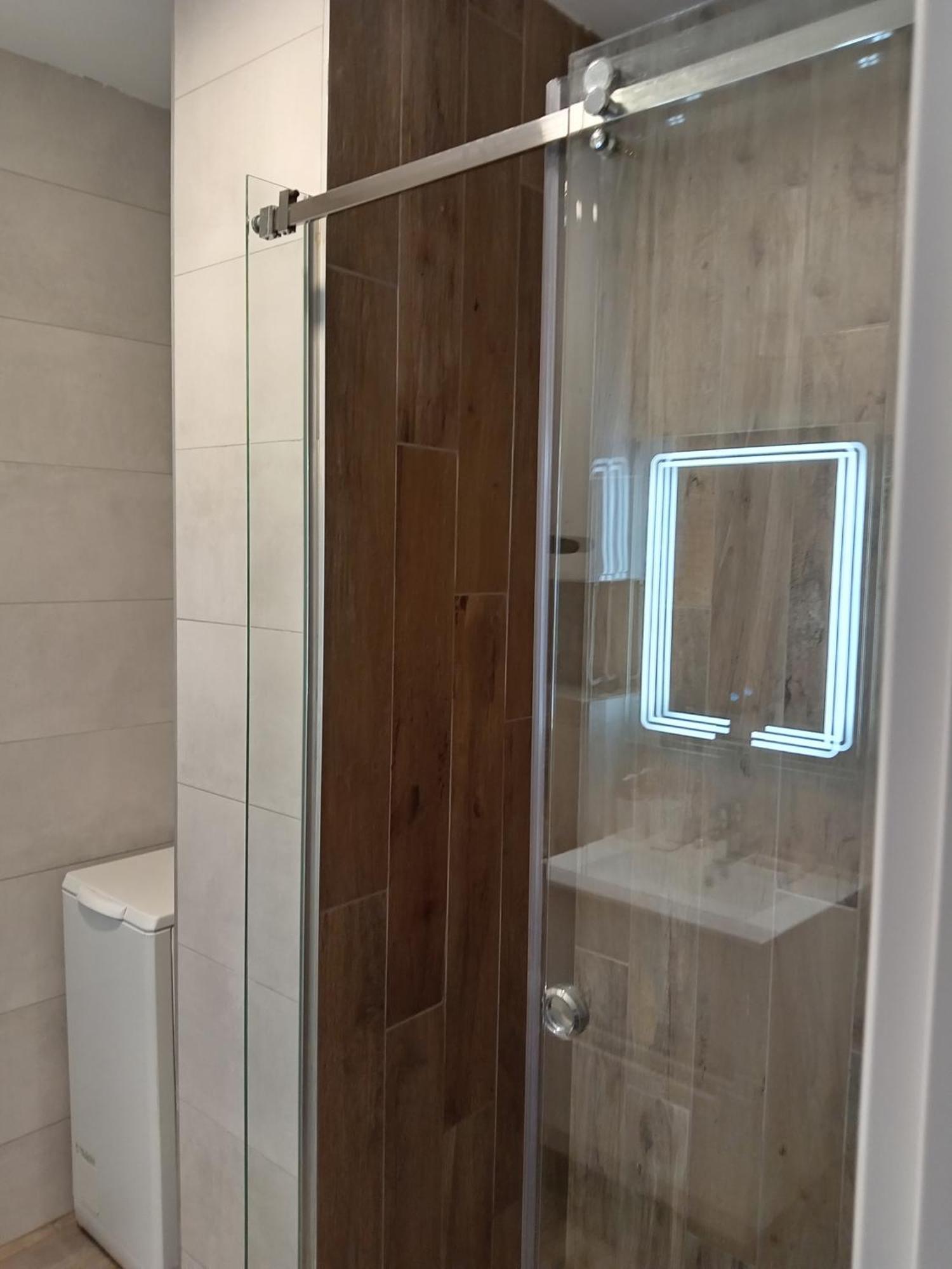 Tera Apartment Zemun Belgrado Buitenkant foto